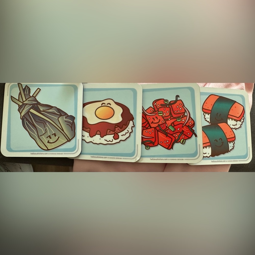Coaster of 4 sushi